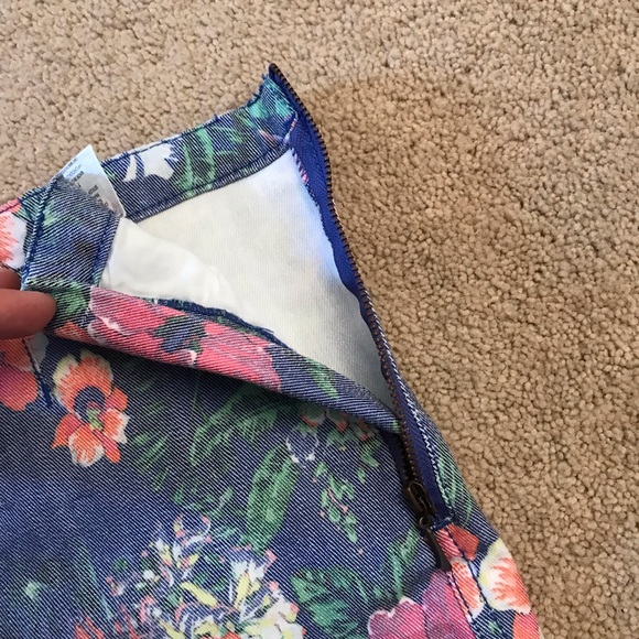 GB Gianni Bini Floral Shorts Womens Size 7 Shorty Shorts Low Waist - Picture 8 of 11